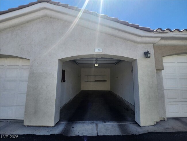 Building Photo - 1500 Ruby Cliffs Ln
