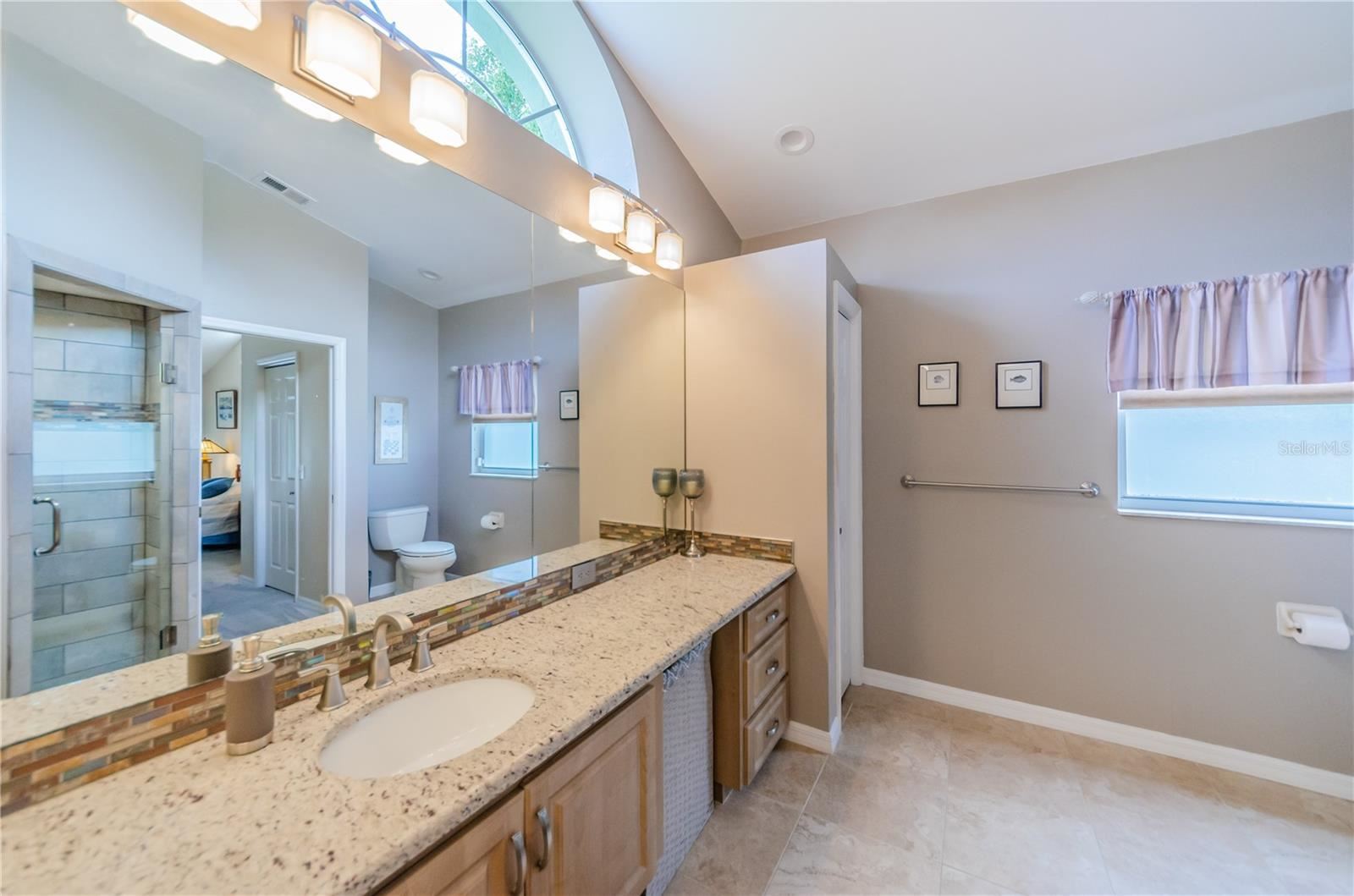 Building Photo - 9413 Summerbreeze Ter