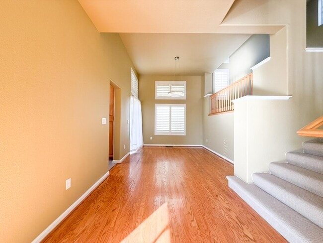 Building Photo - 15 Parkridge Cir