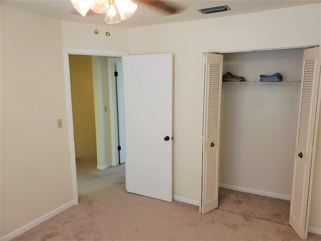 Building Photo - 124 Rio Del Mar St