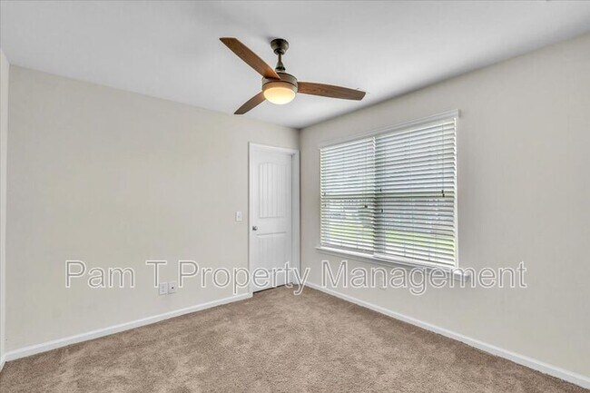 Building Photo - 356 Casey Dr