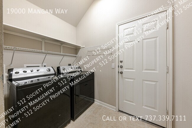 Building Photo - 19000 Mangan Way