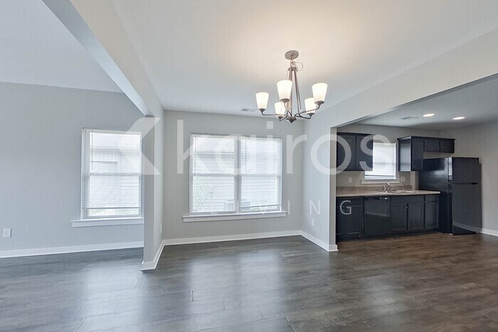Building Photo - 855 Maple Trce