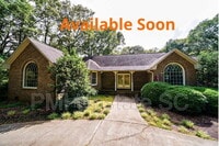 Building Photo - 165 Battleground Rd