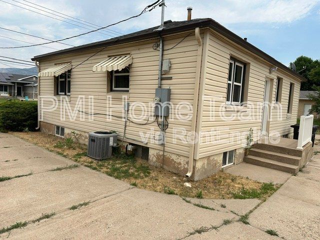 Building Photo - 1175 E South Weber Dr