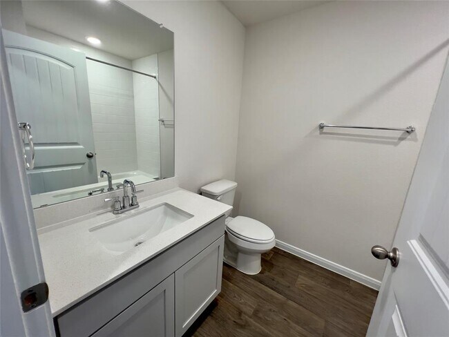 Building Photo - 314 Addison Pl