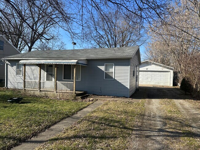 Primary Photo - 2192 S Graham Rd