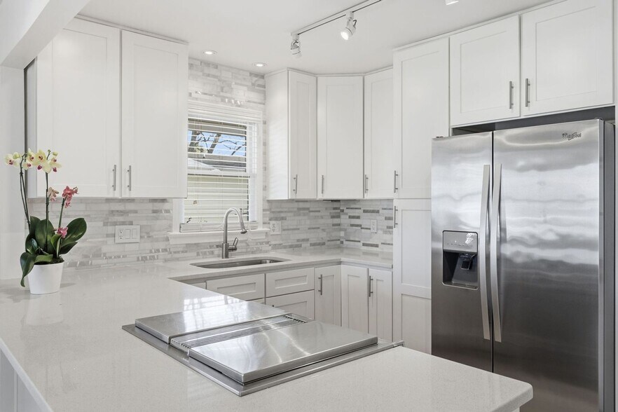 Building Photo - 902 New Bern Ave