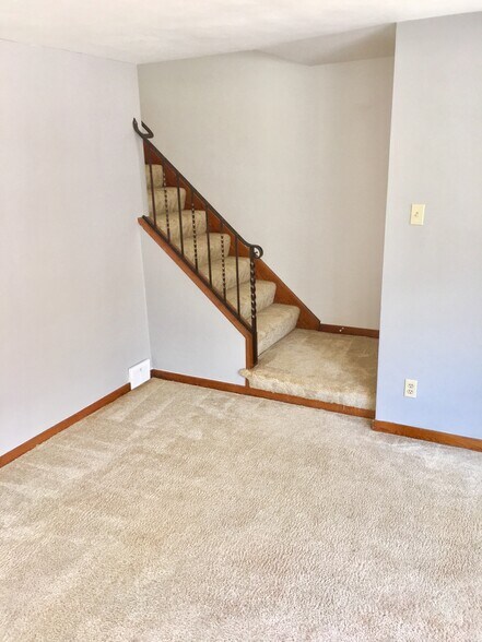 Building Photo - 210 Mount Lebanon Blvd