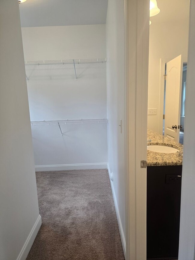 Building Photo - The Parks at Meadowview