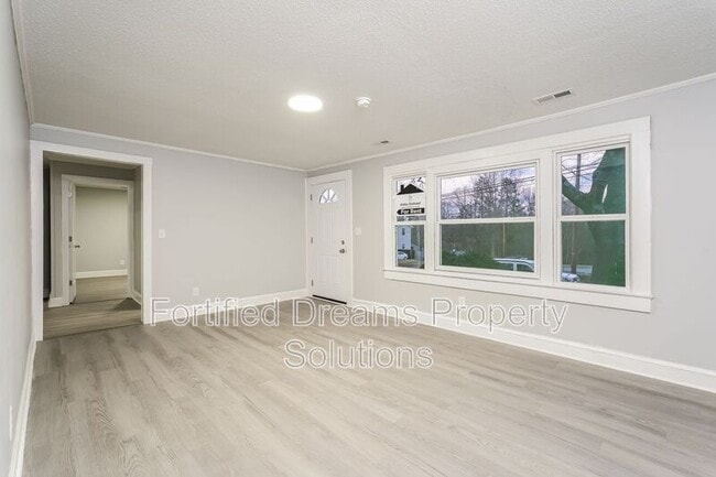 Building Photo - 1207 Thomason St