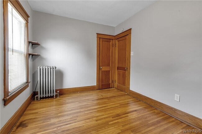 Building Photo - 230 Pennsylvania St
