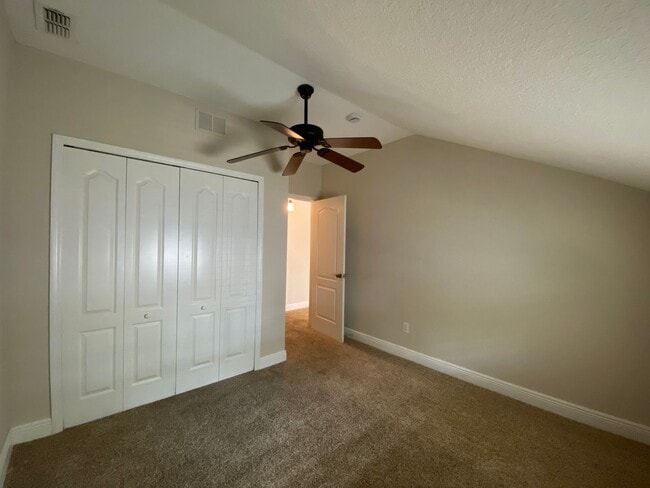 Building Photo - Charming 3 Bed, 3 Bath Home in Lake Davis/...