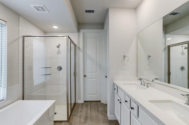Building Photo - 20923 Grand Surprise Ct