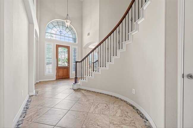 Building Photo - 5803 Grandwood Ln