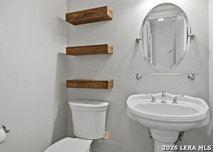 Building Photo - 13811 Stone Hollow