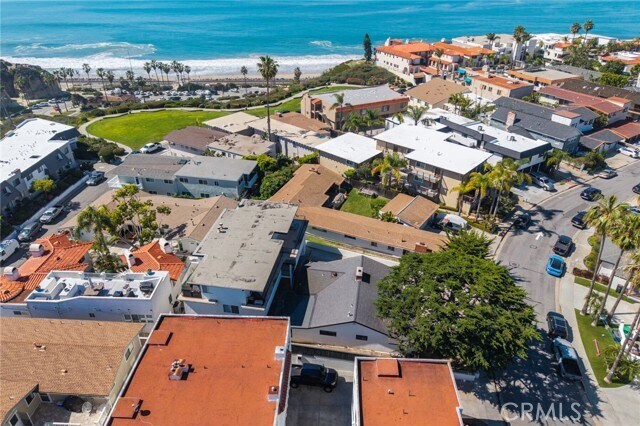 Building Photo - 237 Avenida Montalvo