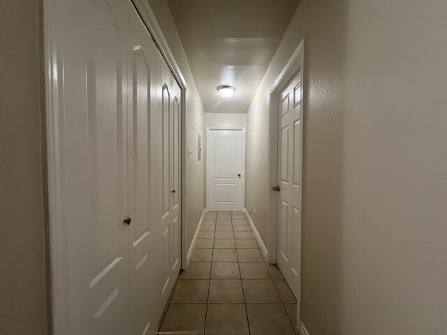 Building Photo - 412 Shiloh Dr