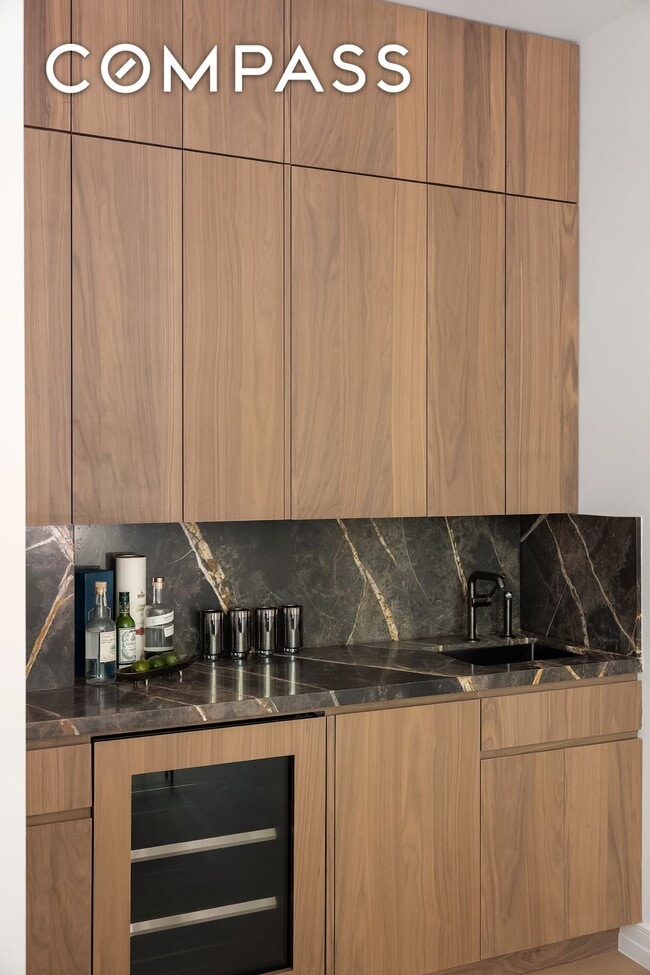 Building Photo - 53 W 85th St