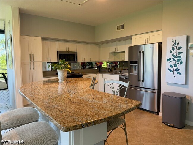 Building Photo - 5555 Heron Point Dr