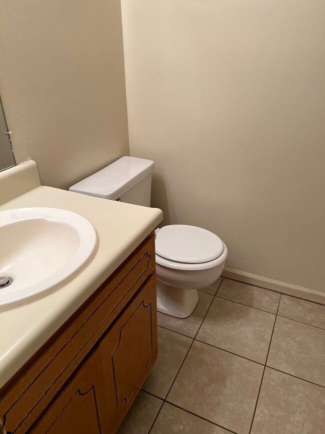 Building Photo - Buck Lane, 1929-A