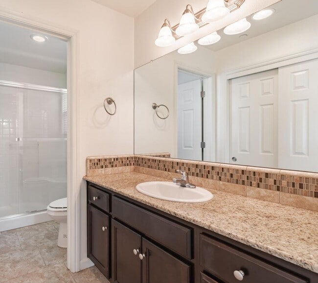 Building Photo - Clovis Loma Vista  3 Bedroom/2.5 Bath Home For Lease