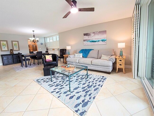 Building Photo - 7560 Bay Island Dr S