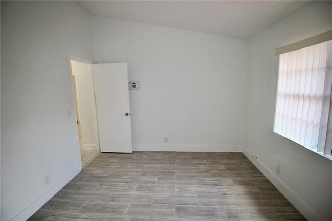 Building Photo - 17034 NW 66th Ct