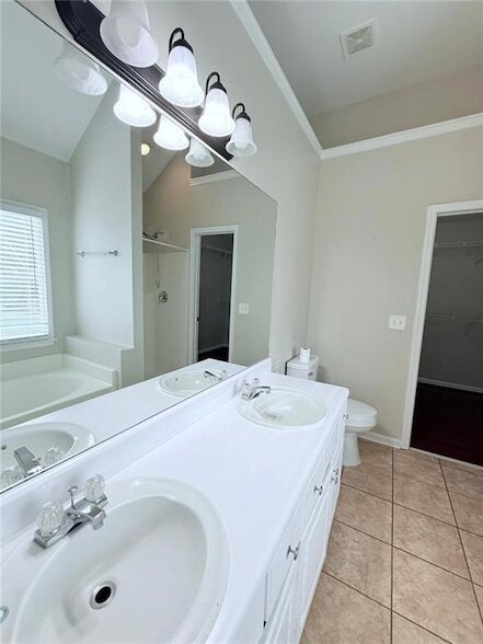 Building Photo - 154 Camden Woods Dr