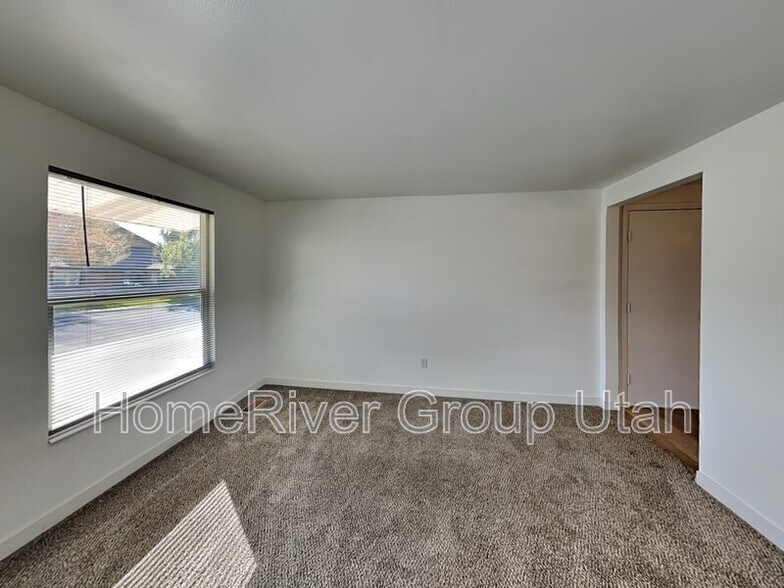 Building Photo - 1058 W 1100 N