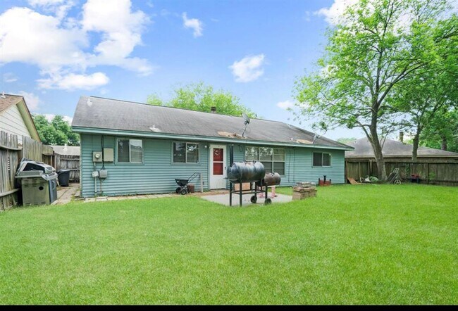 Building Photo - 22223 Spring Gate Dr