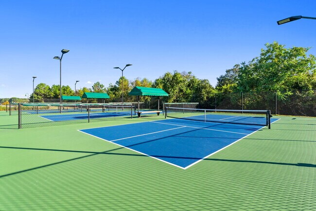 Building Photo - 554 Camellia Ct