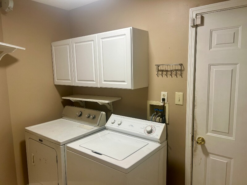 Building Photo - 10132 Lauren Pass