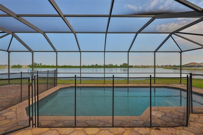 Building Photo - 813 Seminole Sky Dr