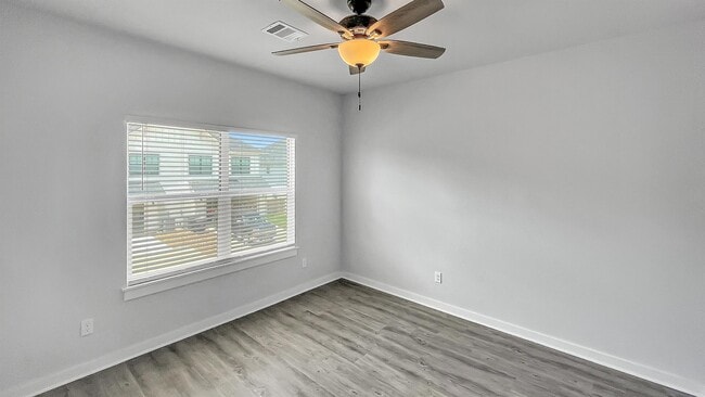 Building Photo - 2101 Jax Dr