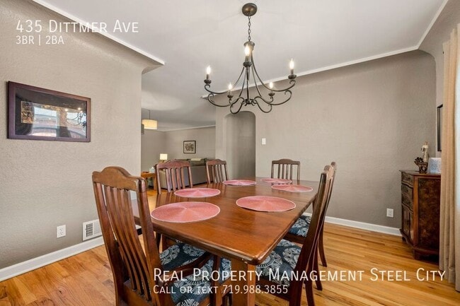 Building Photo - 435 Dittmer Ave