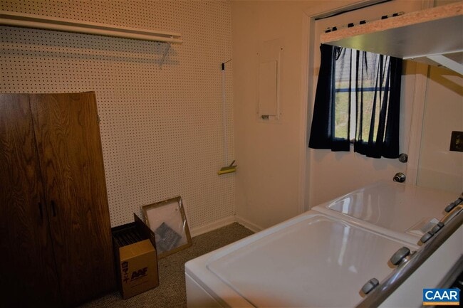 Building Photo - 1640 Townwood Ct