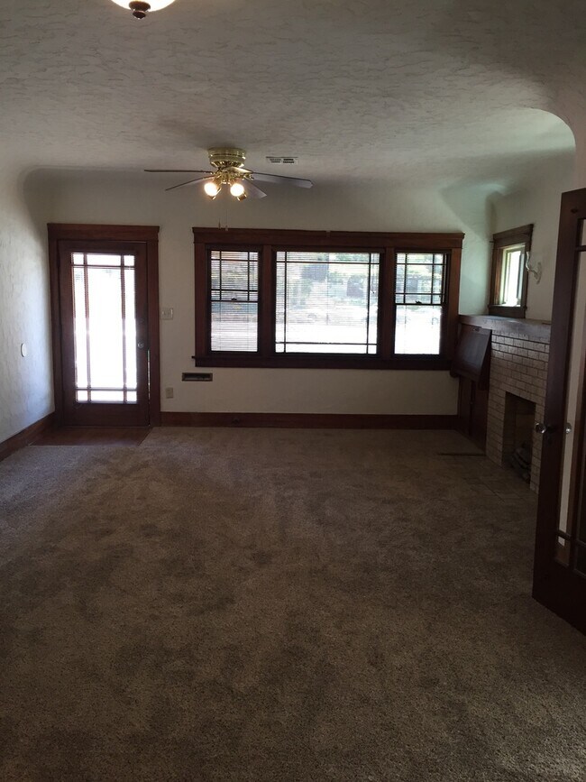 Building Photo - Hillcrest/North Park 3BR/1BR (or 2Br+Offic...