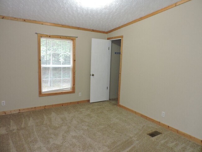 Building Photo - 3698 Enos Rd