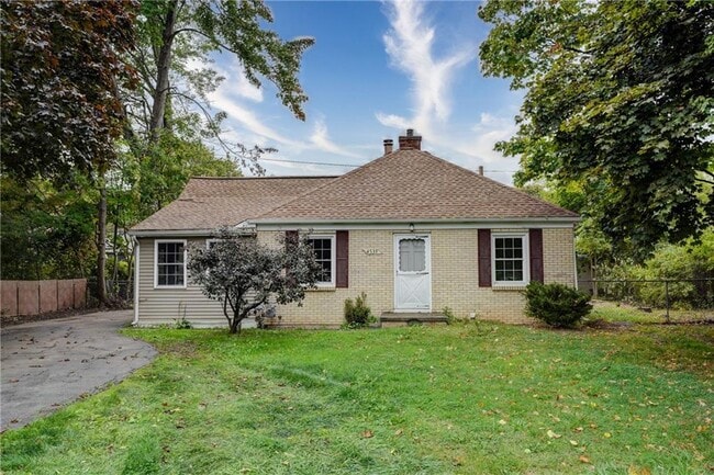 Primary Photo - 4539 Dewey Ave