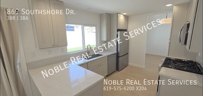 Building Photo - 869 Southshore Dr
