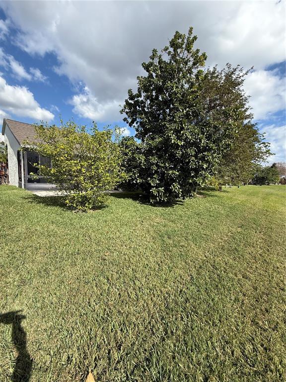 Building Photo - 34 Lakepointe Cir