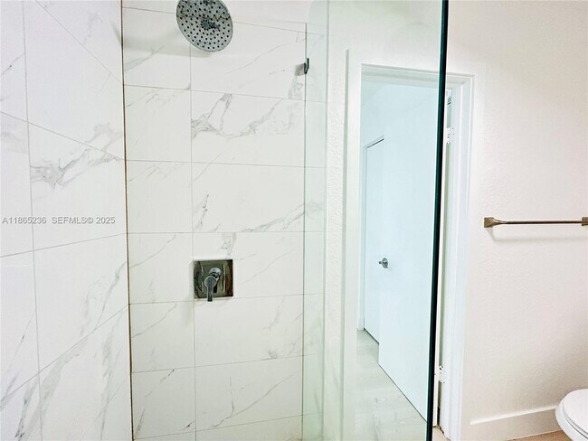 Building Photo - 3639 W 11th Ave