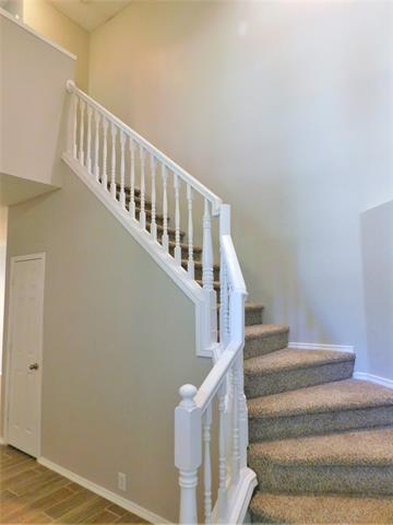 Building Photo - 1808 Ingleside Dr