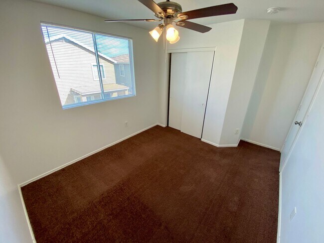 Building Photo - Beautiful Maricopa 3 Bedroom 2 Bath Home