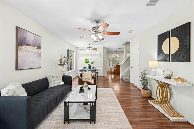 Building Photo - 8411 Glen Canyon Dr