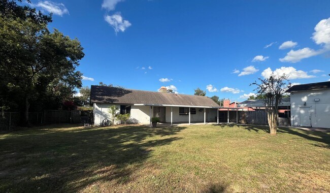 Building Photo - Beautiful 3/2 home in Mulberry!!