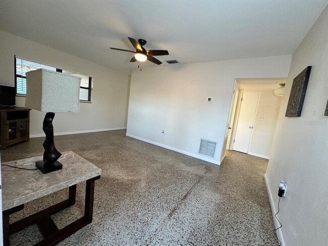 Building Photo - 5618 Aileen Dr