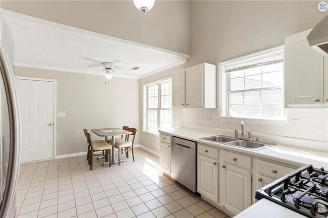 Building Photo - 3028 Arden Ridge Terrace