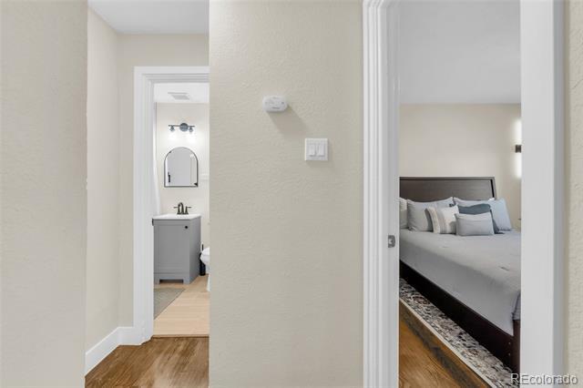 Building Photo - 2405 W 39th Ave